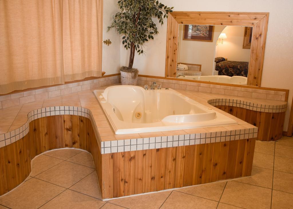 North Country Inn & Suites Mandan Номер фото